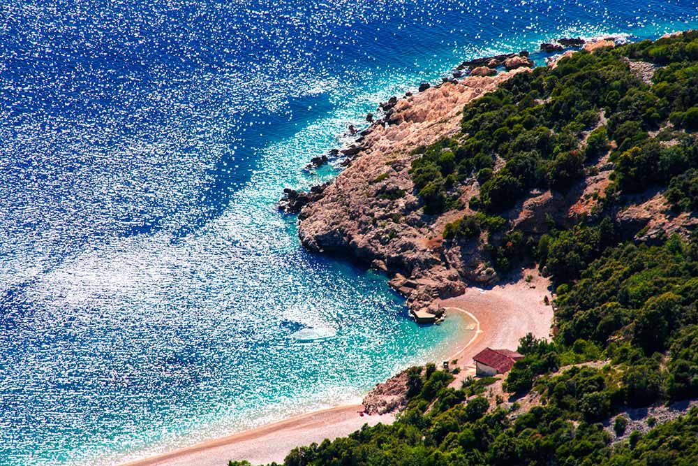 Bucht Lubenice: eine der schönste Strände Kroatiens
